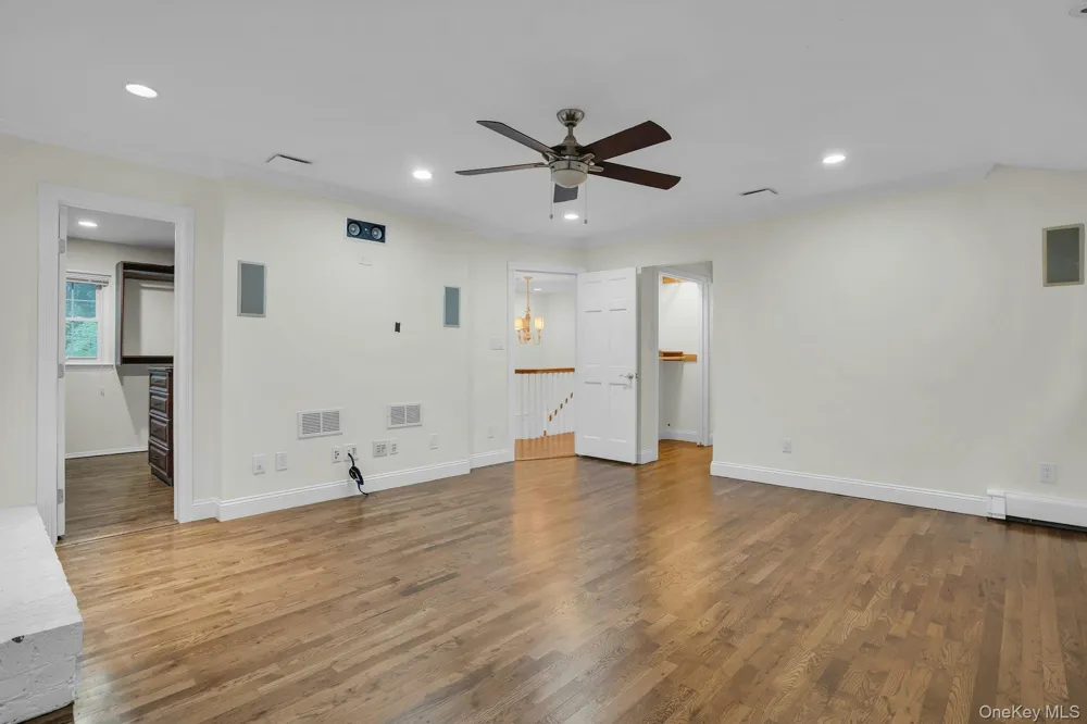 48 Colby Drive Dix Hills, NY 11746