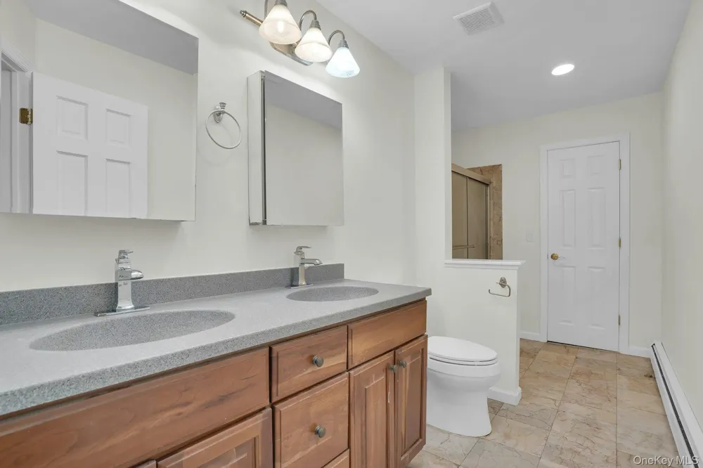 48 Colby Drive Dix Hills, NY 11746