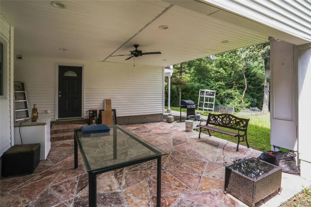 48 Colby Drive Dix Hills, NY 11746