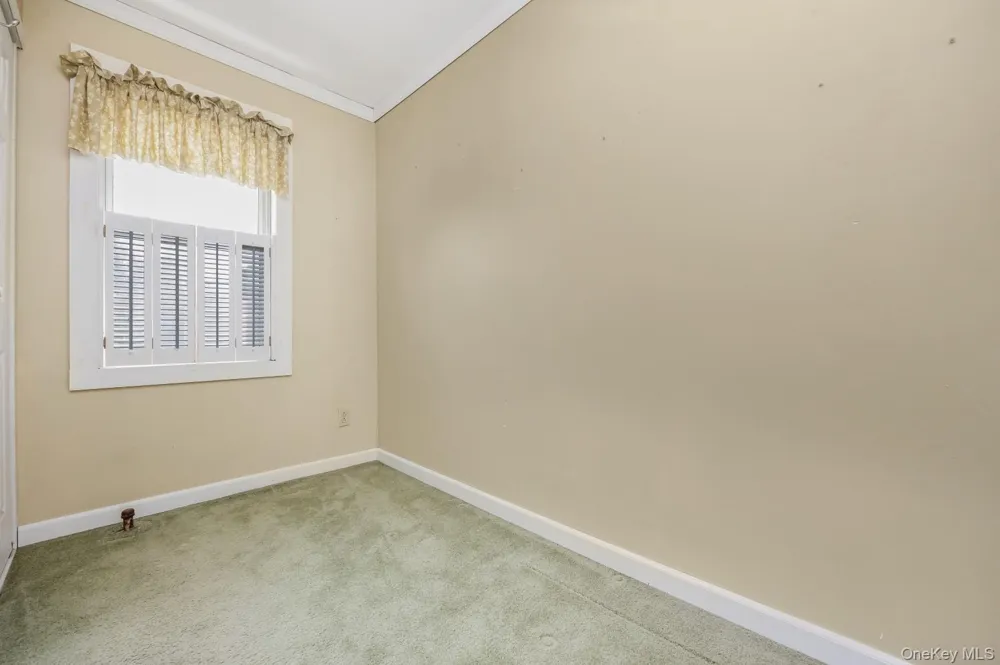 65-30 78th Street Middle Village, NY 11379