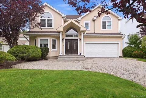 7 Laurel Lane