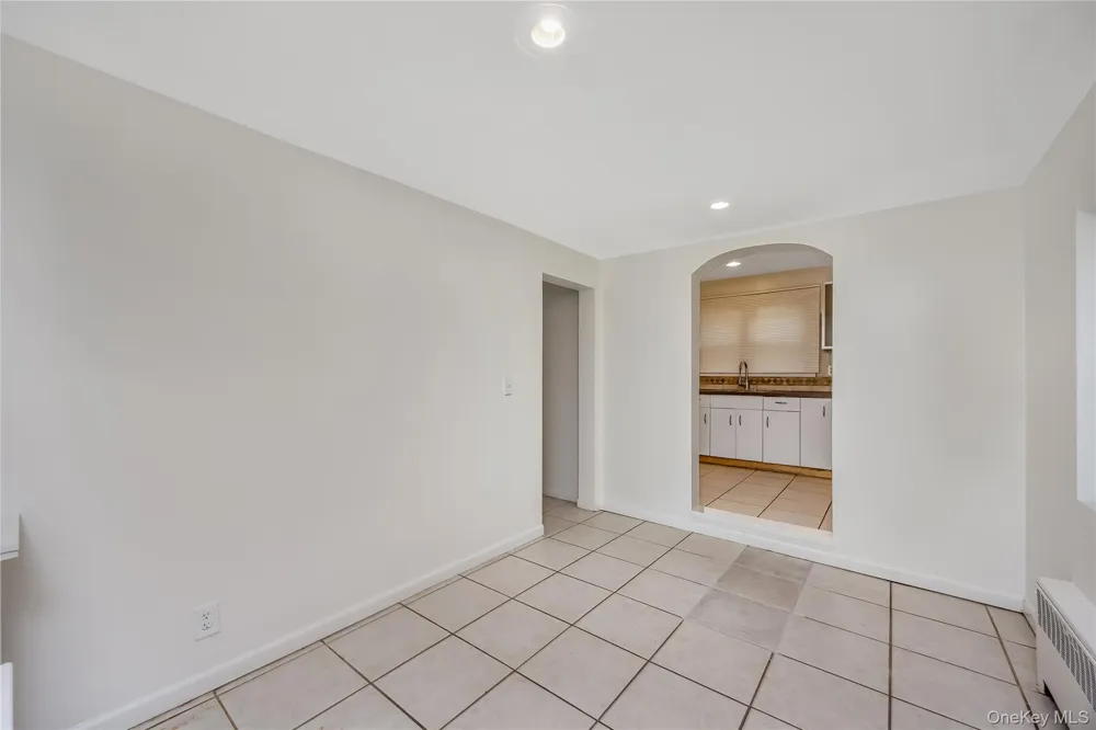 20 Buchanan Avenue Wheatley Heights, NY 11798
