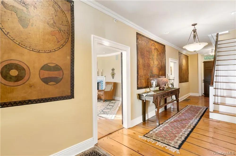 11 Brown Road Pleasant Valley, NY 12569