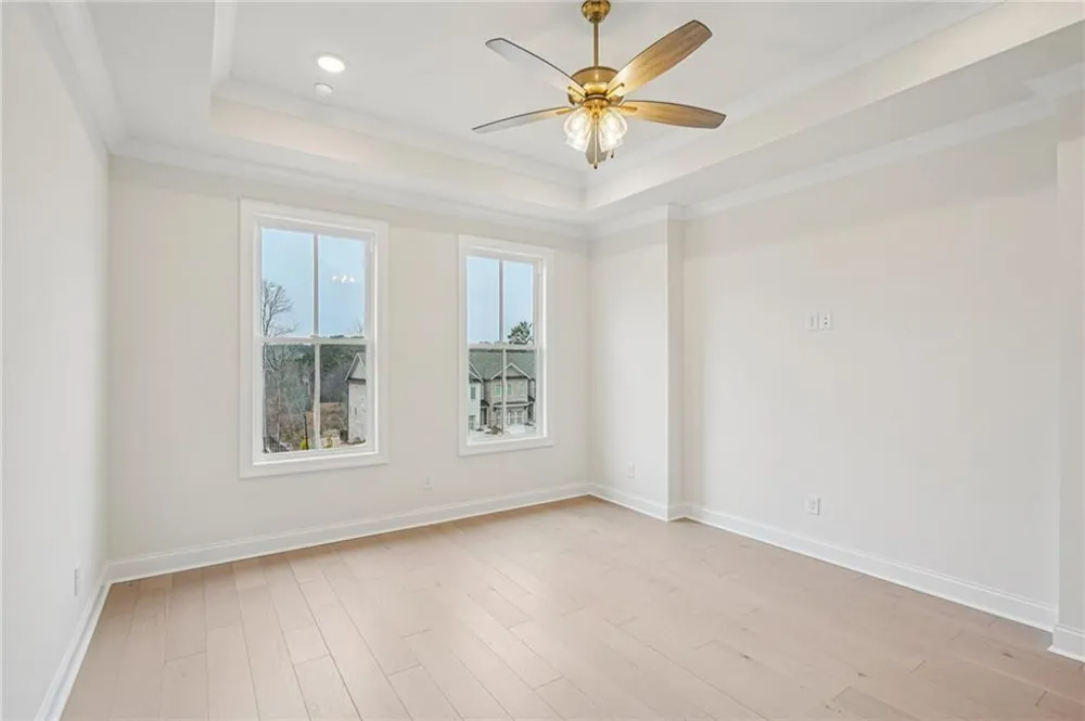 901 Shire Elm Street #22 Johns Creek, GA 30022