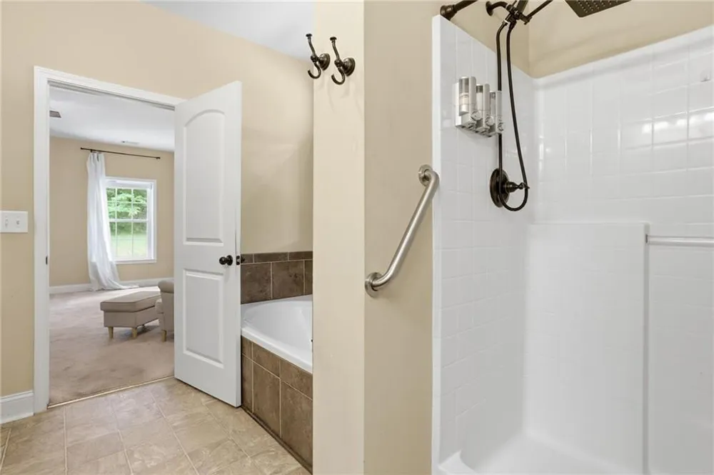 16 Allatoona Woods Trail SE Acworth, GA 30102