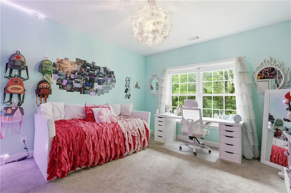 16 Allatoona Woods Trail SE Acworth, GA 30102