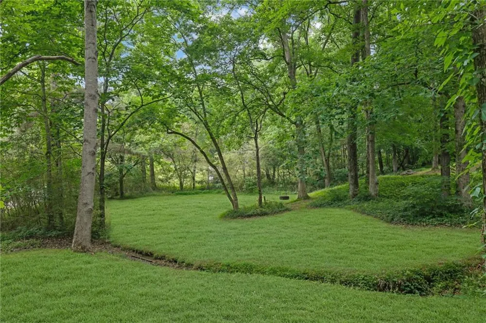 16 Allatoona Woods Trail SE Acworth, GA 30102