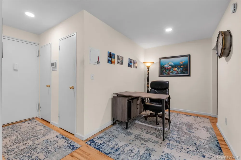 32 Pearsall Avenue #3F Glen Cove, NY 11542