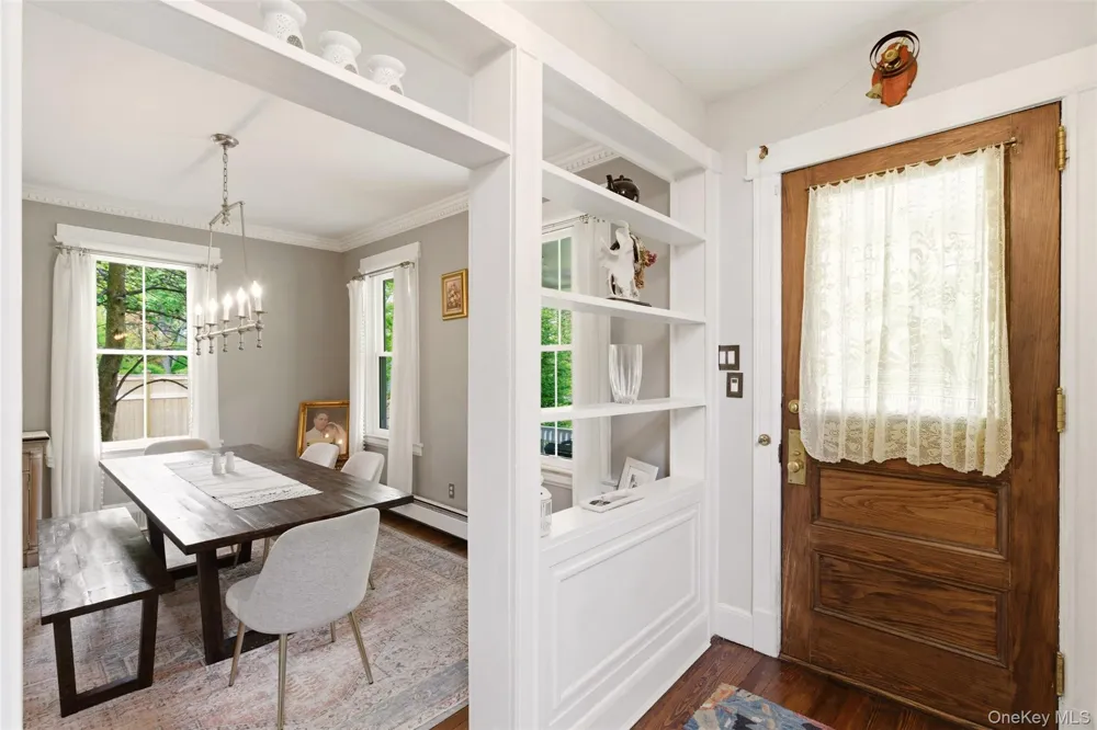 32 Timberline Drive Huntington, NY 11743