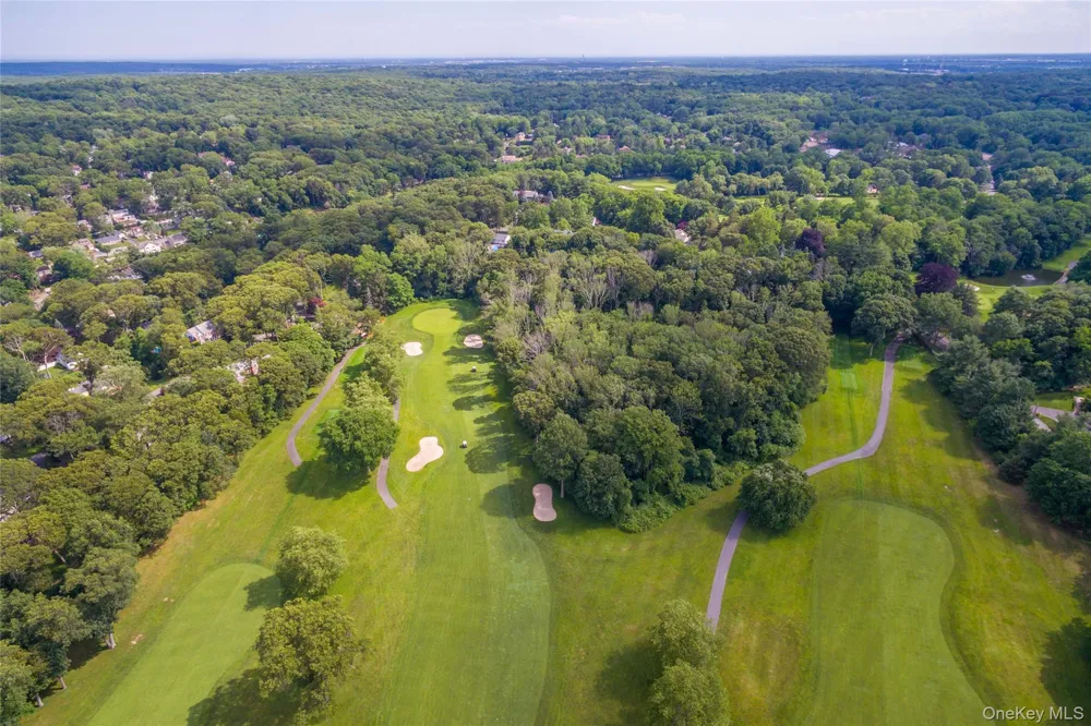 32 Timberline Drive Huntington, NY 11743