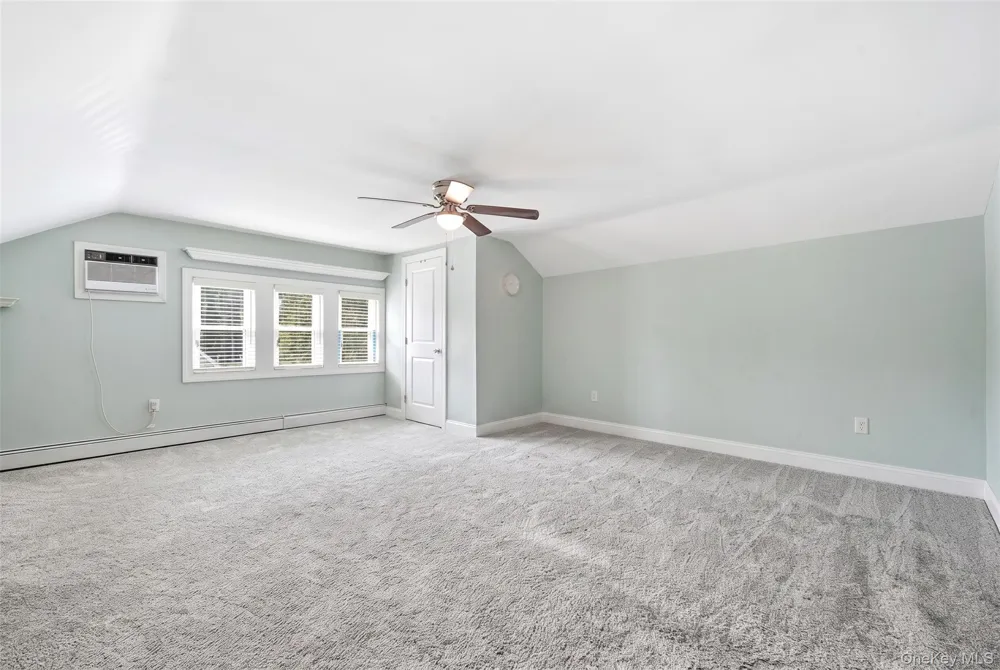 414 Potter Boulevard Brightwaters, NY 11718