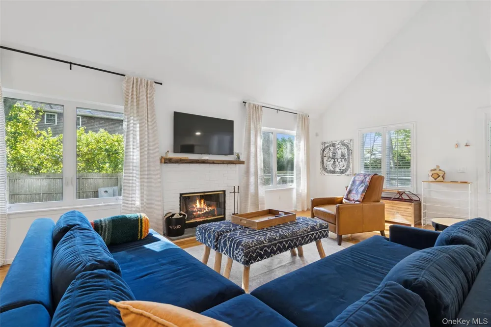 4 Morris Court Westhampton Beach, NY 11978