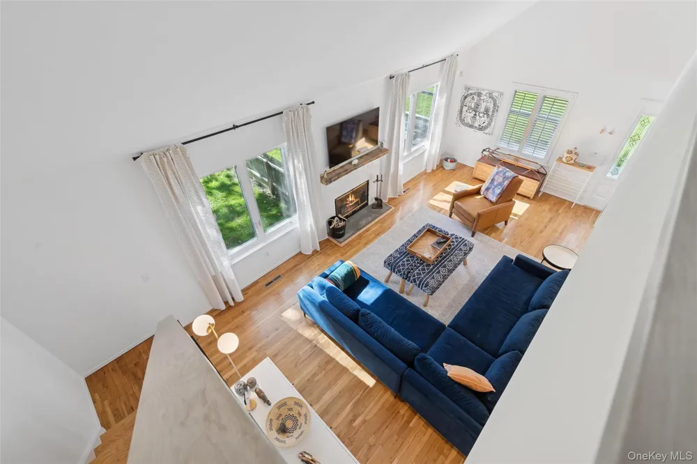 4 Morris Court Westhampton Beach, NY 11978