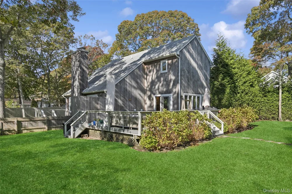 4 Morris Court Westhampton Beach, NY 11978