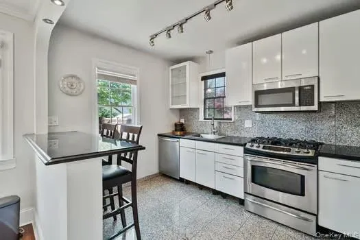 169-56 24 AVENUE Whitestone, NY 11357