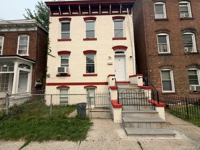 42 Carpenter Avenue Newburgh, NY 12550