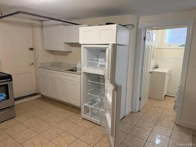 42 Carpenter Avenue Newburgh, NY 12550