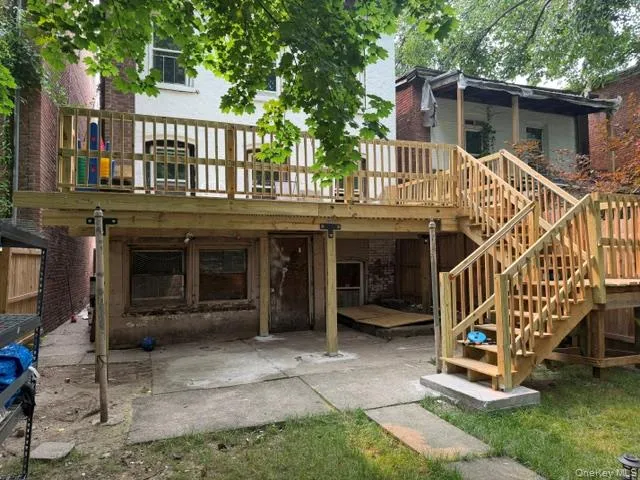 42 Carpenter Avenue Newburgh, NY 12550