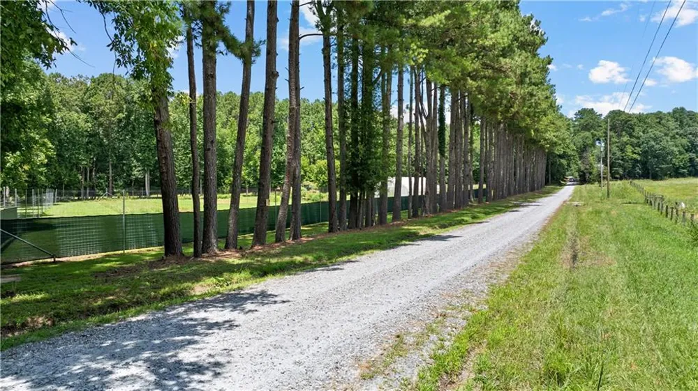 7655 Old Phillips Road Chattahoochee Hills, GA 30268