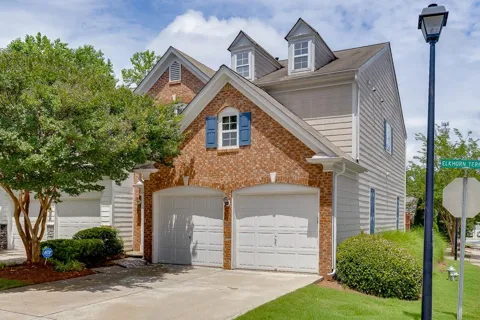 2421 Elkhorn Terrace