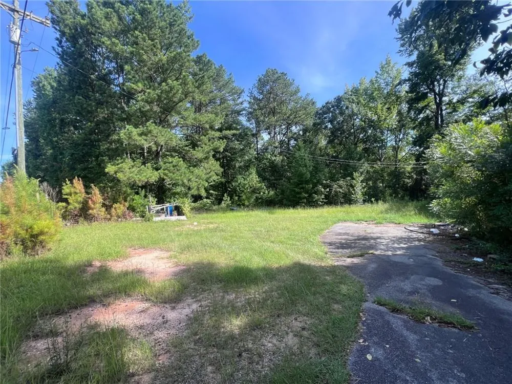 1856 18 East Highway Macon, GA 31217