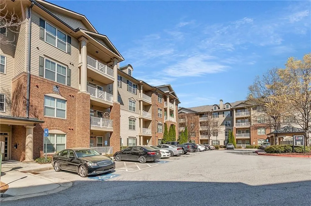 4805 W Village Way SE #1104 Smyrna, GA 30080