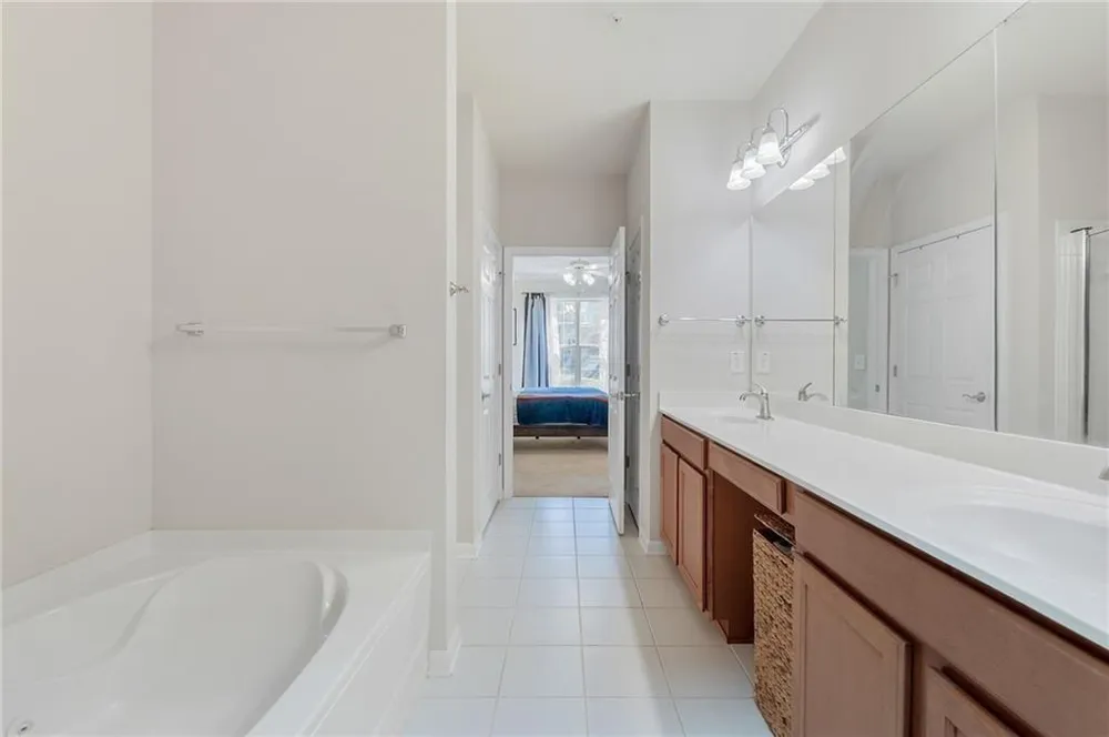 4805 W Village Way SE #1104 Smyrna, GA 30080