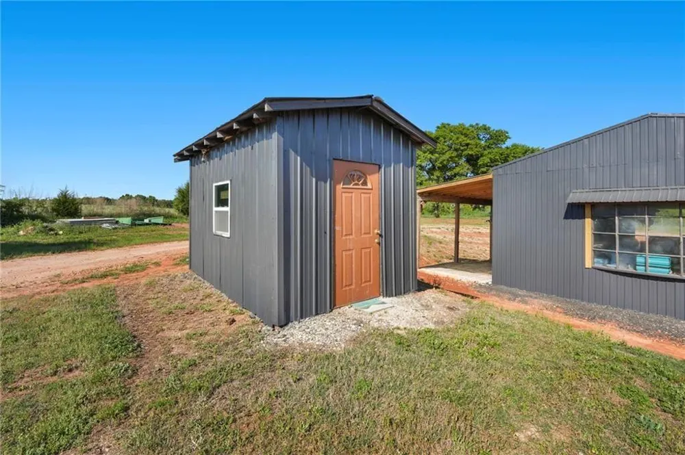 8346 Highway 98 W Commerce, GA 30530