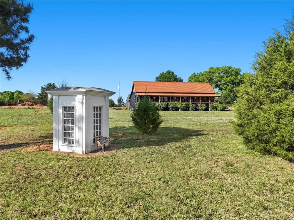 8346 Highway 98 W Commerce, GA 30530
