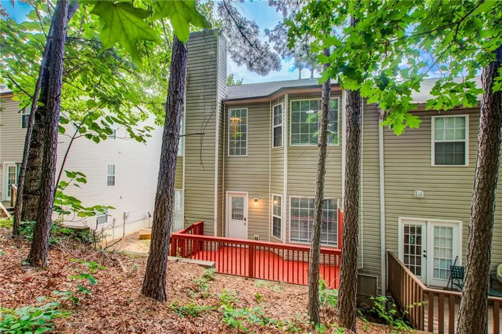 2470 Stonegate Drive NW Acworth, GA 30101