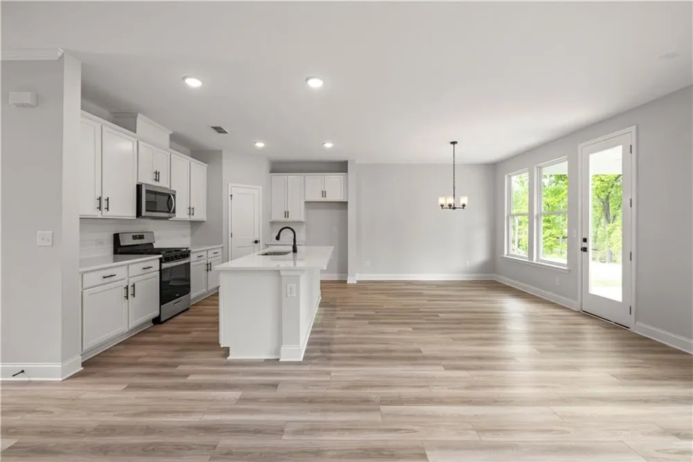 149 Barton Springs Bethlehem, GA 30620