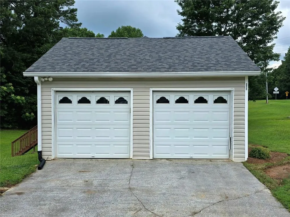 3293 New McEvers Road NW Acworth, GA 30101