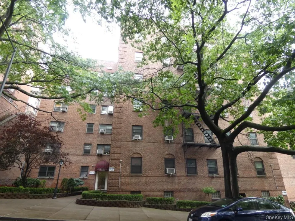 102-25 67 Rd #1E Forest Hills, NY 11375