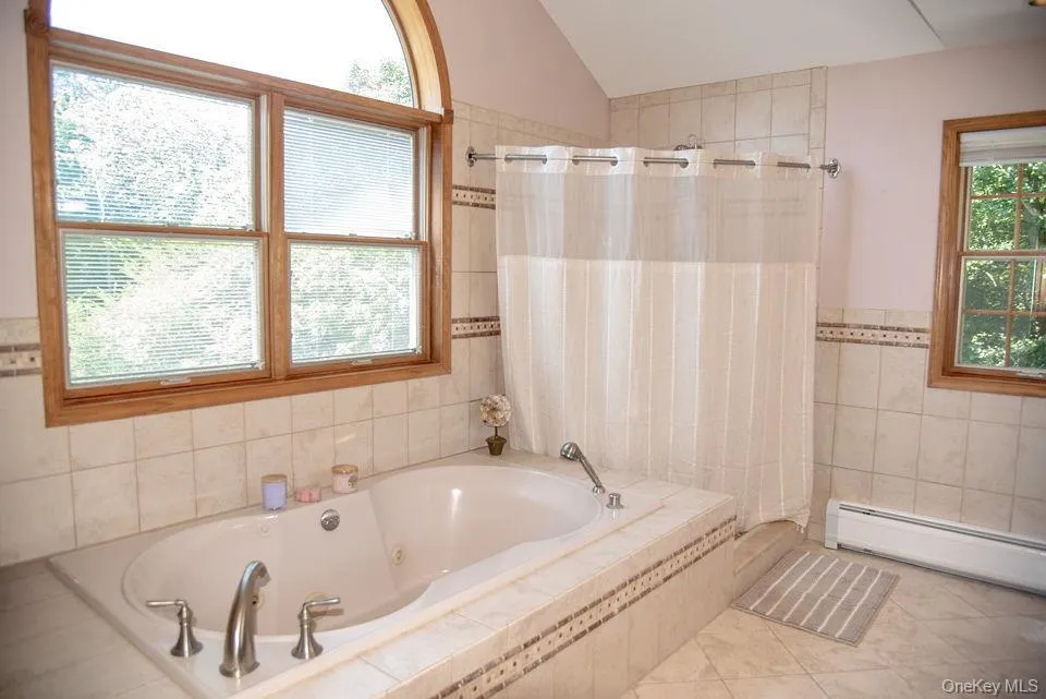 4 Hauser Terrace Tappan, NY 10983