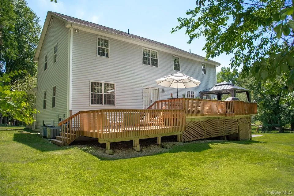 4 Hauser Terrace Tappan, NY 10983