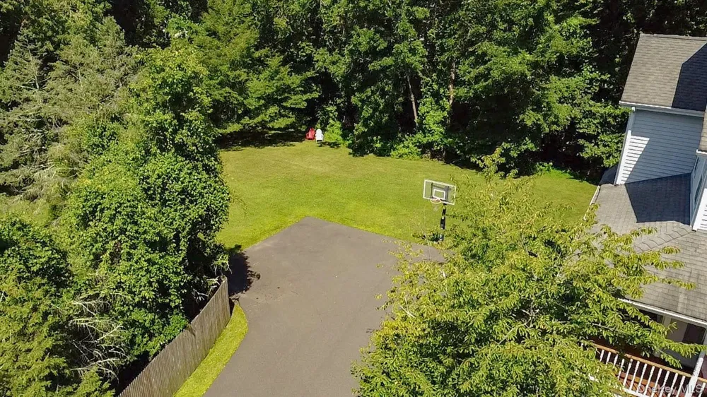 4 Hauser Terrace Tappan, NY 10983