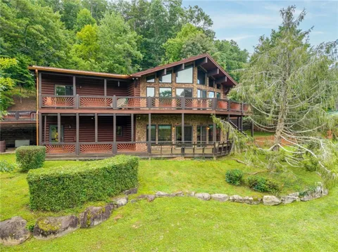 131 Talona Lake Terrace