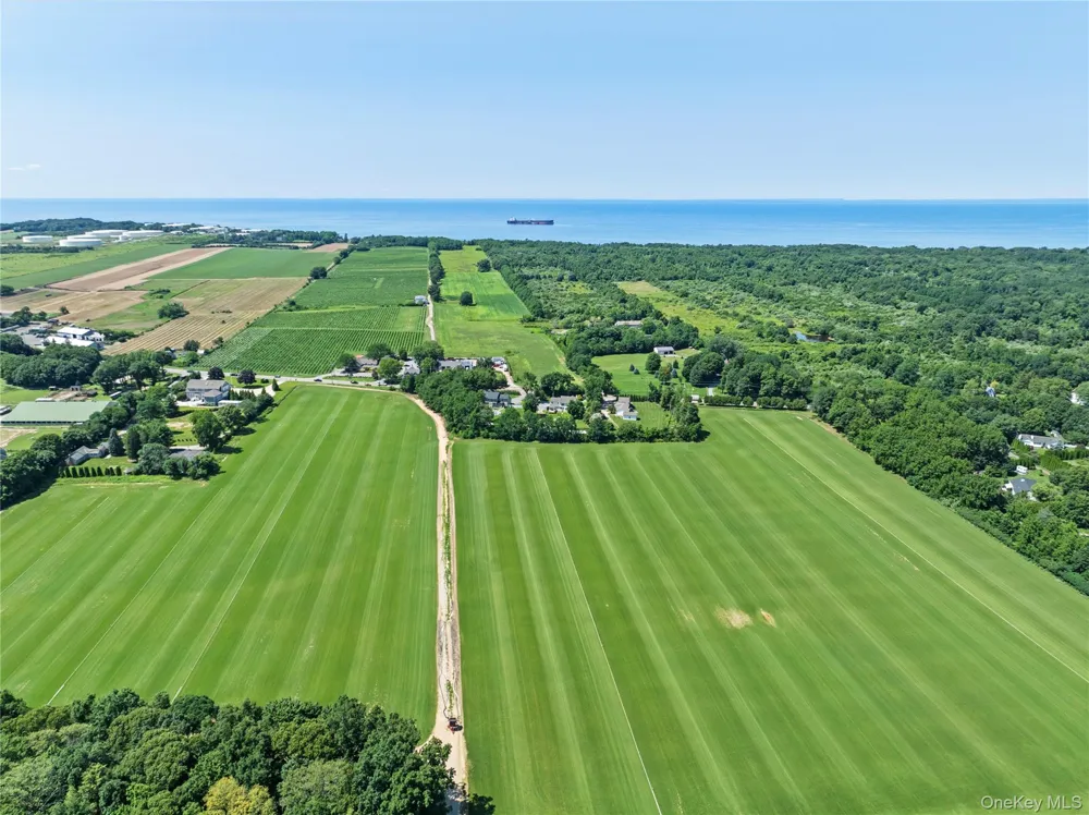 Sound Avenue Aquebogue, NY 11931