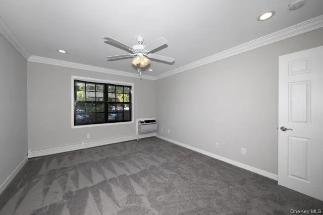 1729 August Road #1729 North Babylon, NY 11703