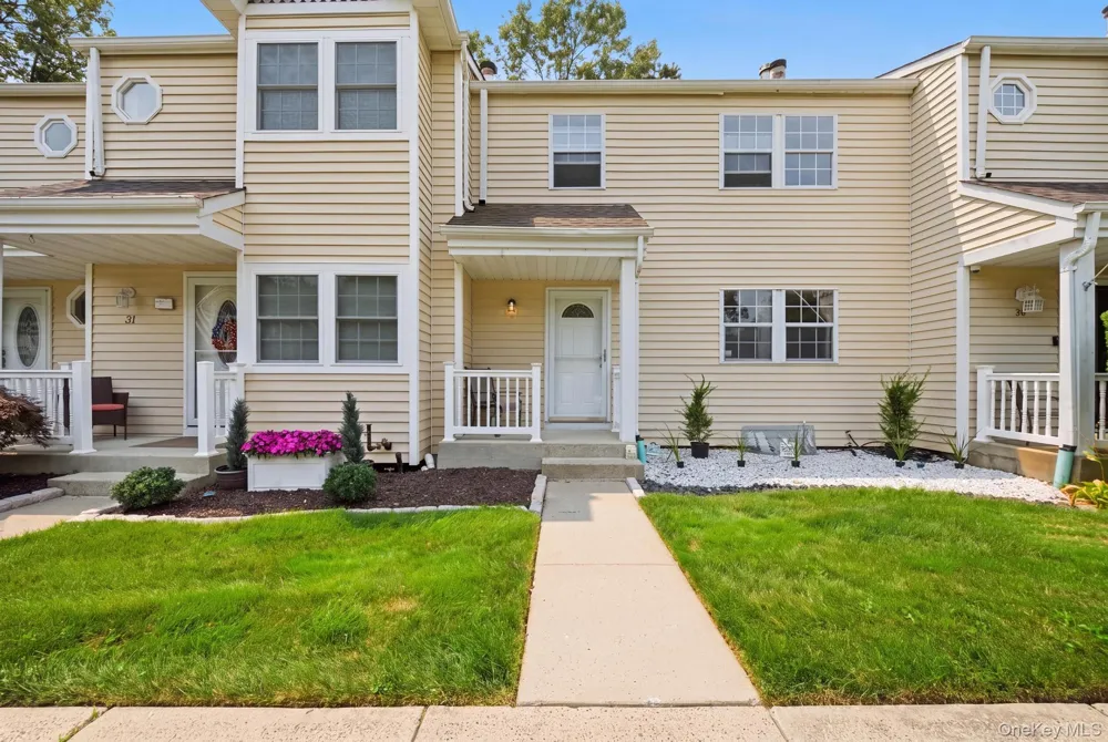 30 Jefferson Yaphank, NY 11980
