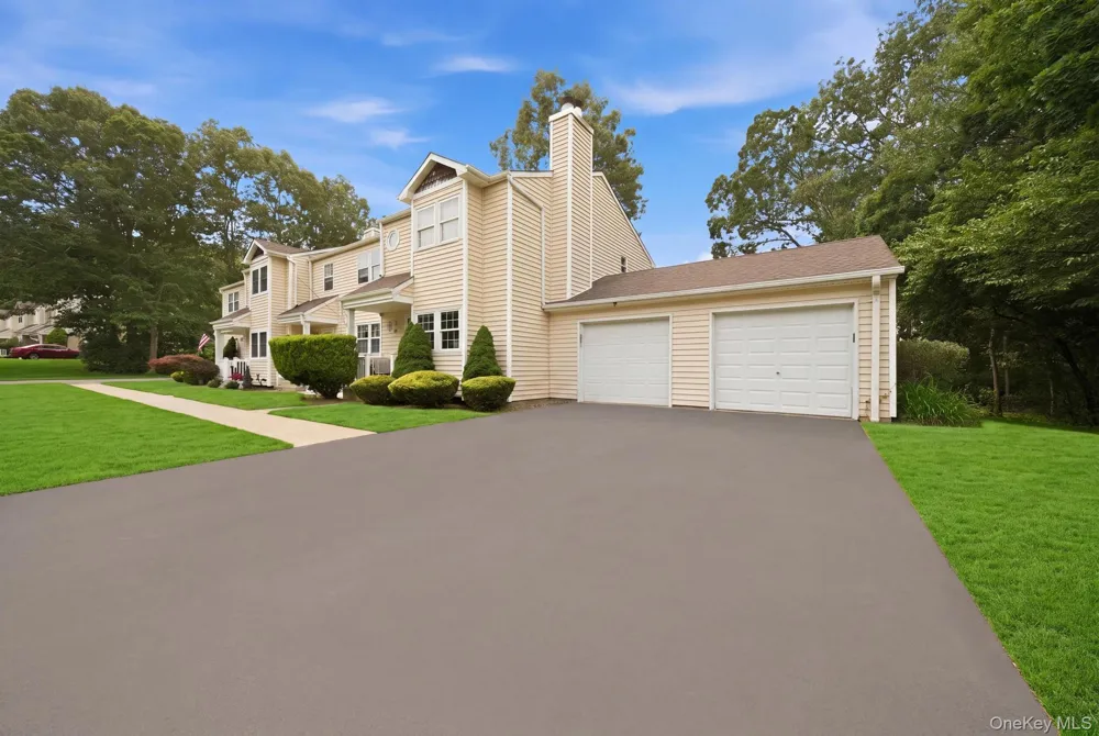 30 Jefferson Yaphank, NY 11980