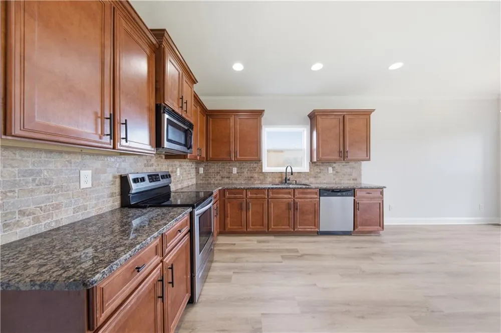 68 Kellenberg Lane Hiram, GA 30141