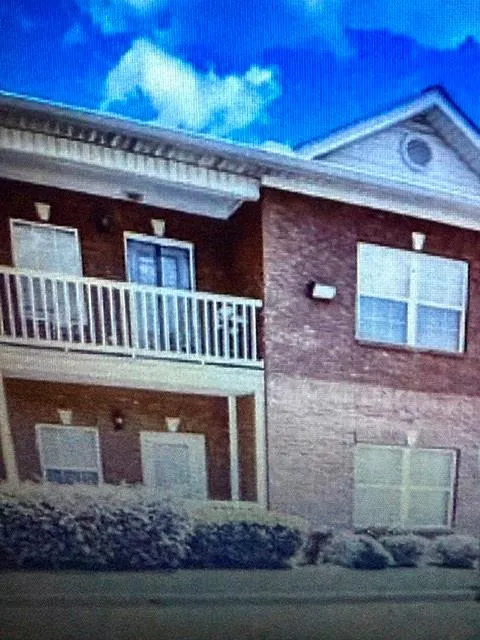 7712 Autry Circle #611