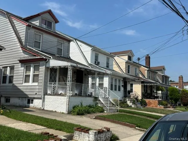 225-24 105th Avenue Queens Village, NY 11429