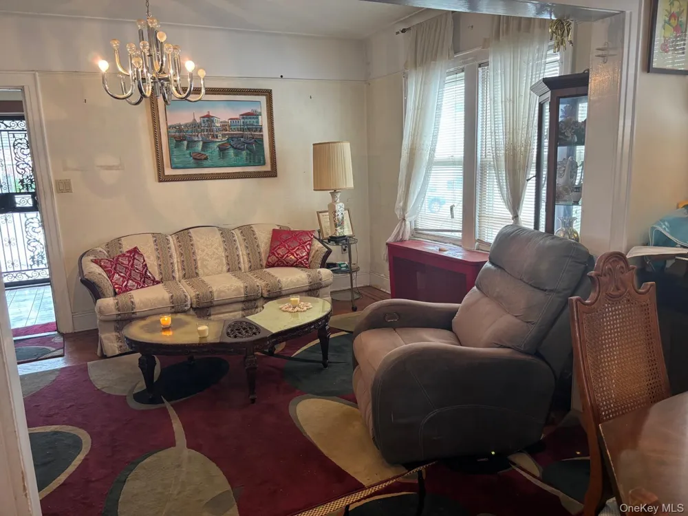 225-24 105th Avenue Queens Village, NY 11429