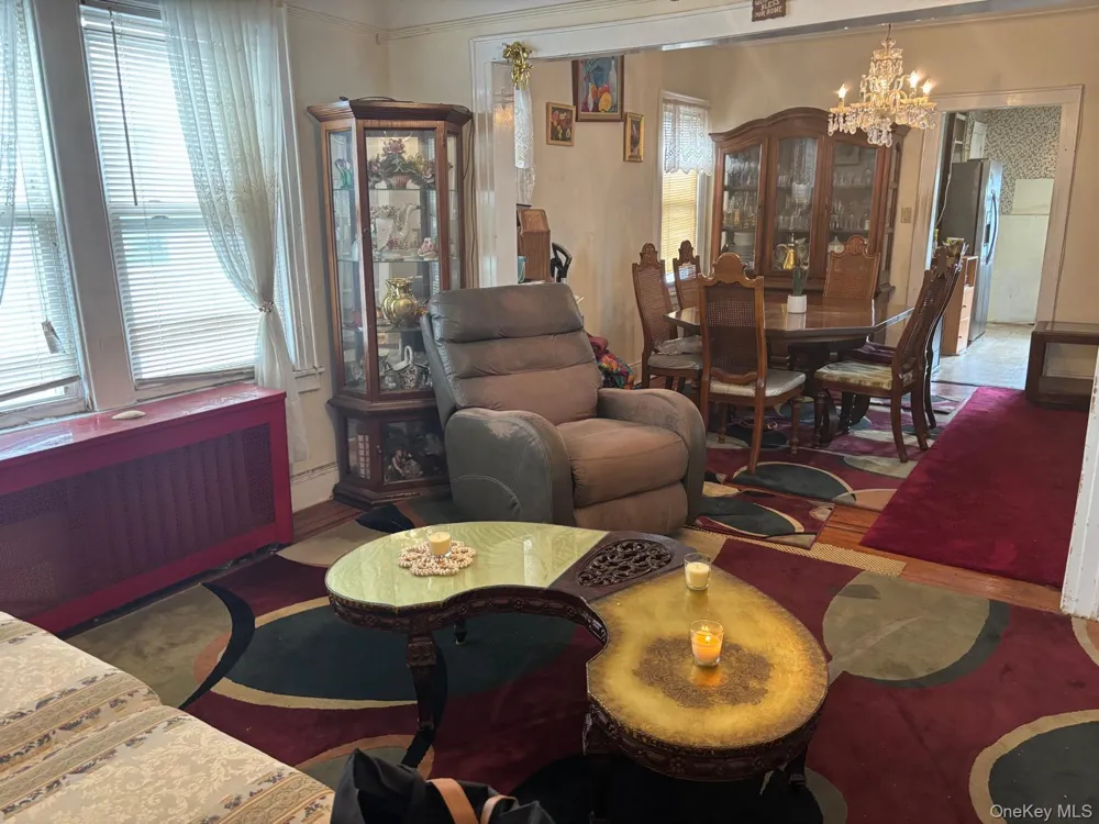 225-24 105th Avenue Queens Village, NY 11429