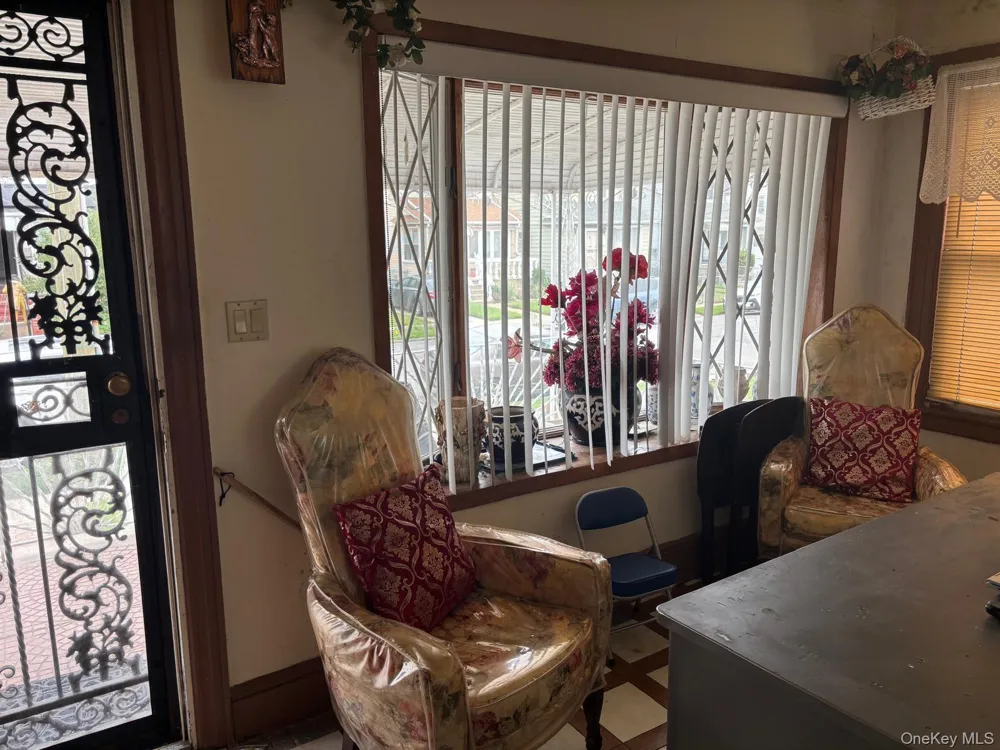225-24 105th Avenue Queens Village, NY 11429