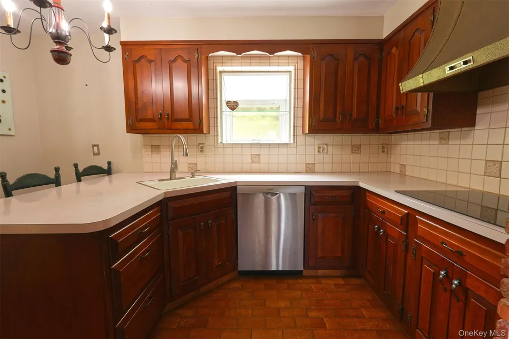 128 Lookout Pass Stormville, NY 12582