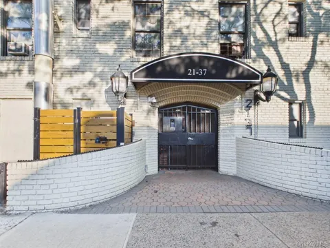 21-37 33rd street #3D
