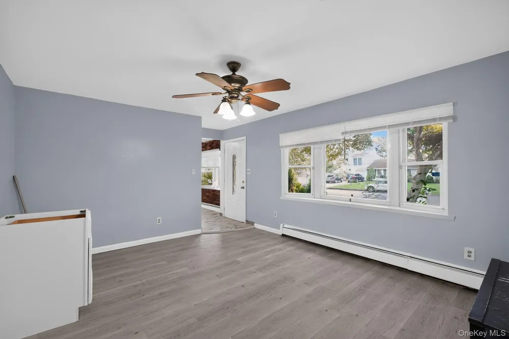 3 Hickory Place Bay Shore, NY 11706